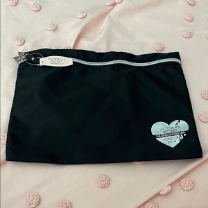 Victoria’s Secret Fashion Show London 2014 Black Cosmetic Pouch NWT bag